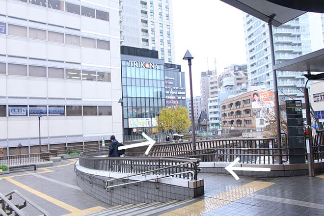 三鷹駅からのアクセス1